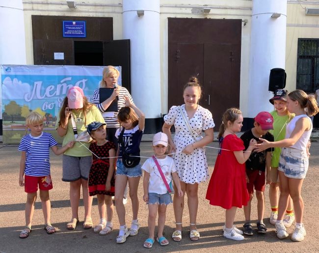 У Дома культуры имени Молодцова отметили праздник полосатых