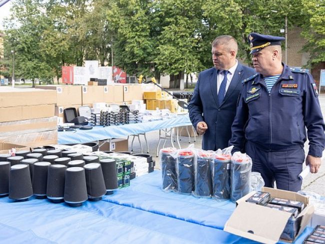 Военнослужащим тульской 106-й дивизии передали партию дополнительного оборудования Военнослужащим тульской 106-й дивизии передали партию дополнительного оборудования