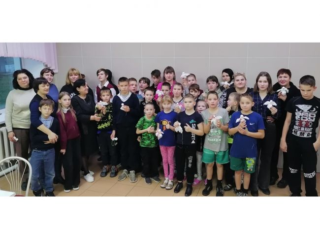 Ученики Донской школы № 1 на Бобрик-Горе узнали больше о правах ребенка