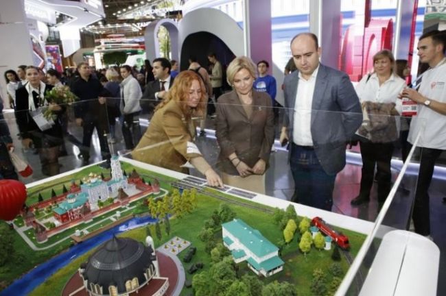 Стенд Тульской области на выставке «Россия» посетила Министр культуры РФ Ольга Любимова
