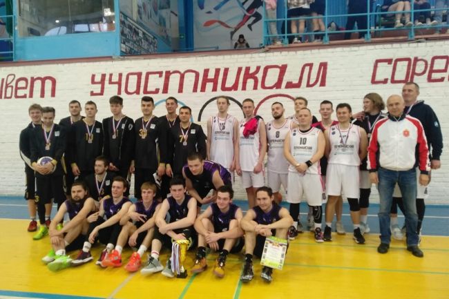 В Дубне состоялся межрайонный турнир по баскетболу в поддержку бойцов СВО