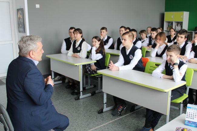 Болоховские школьники поговорили с главой района обо всём