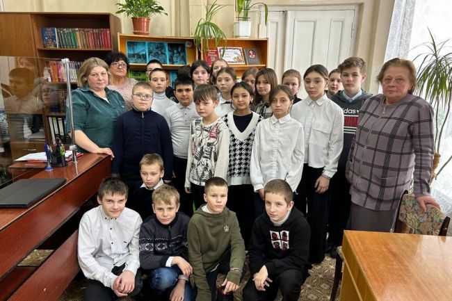 Киреевские пятиклассники познакомились с историей Красной Армии