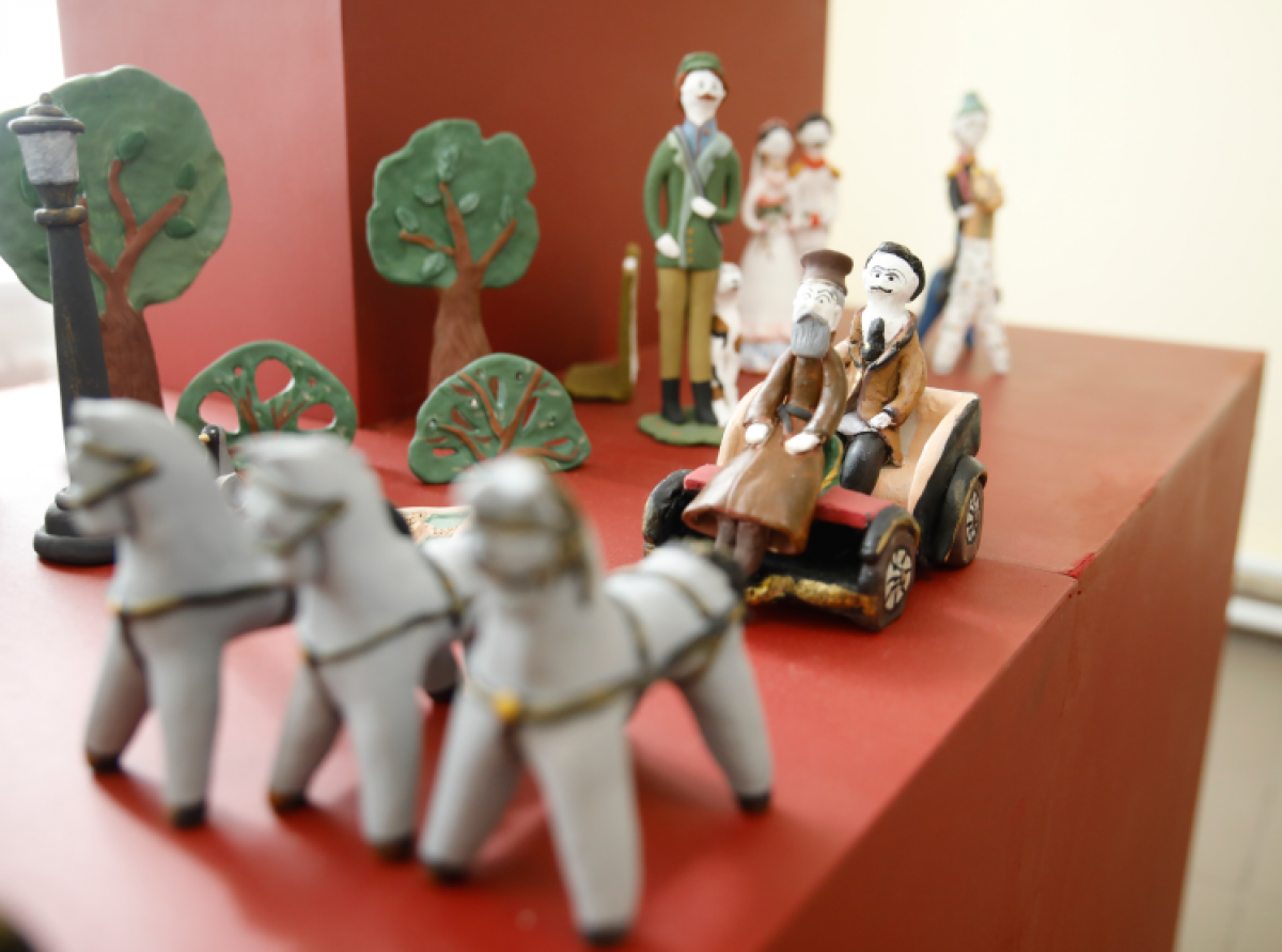 Выставка тульской городской игрушки в Музее декоративно-прикладного и народного искусства
