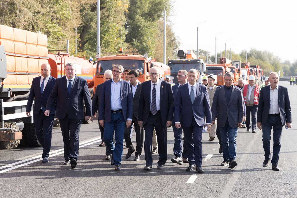 Дмитрий Миляев открыл движение по новому мосту