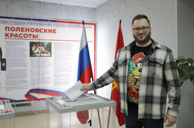 «Мобильный избиратель» Алексей Викулов проголосовал на избирательном участке Заокского района