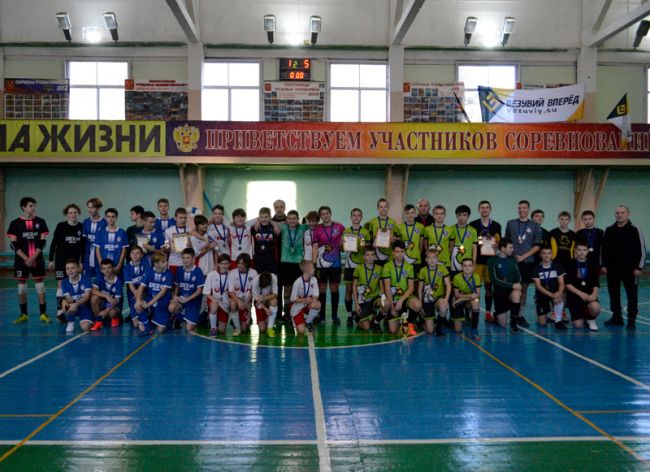 В Алексине прошли соревнования по мини-футболу