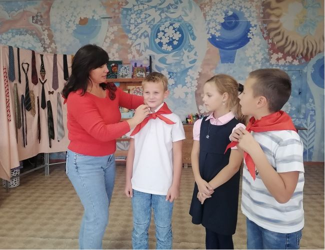 В алексинском Авангарде прошел День галстуков В алексинском Авангарде прошел День галстуков