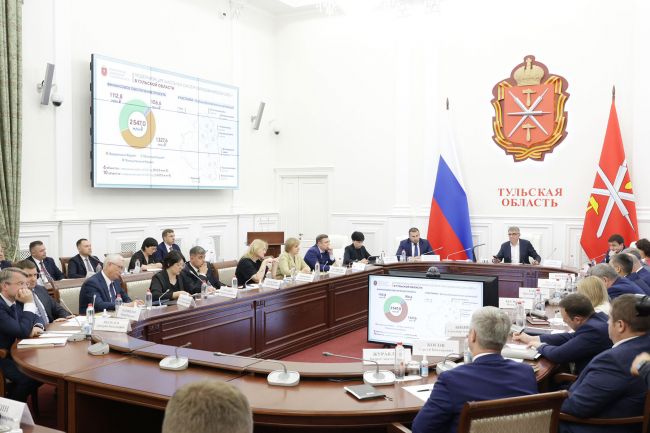 Дмитрий Миляев поручил главам муниципалитетов лично контролировать капремонт в школах