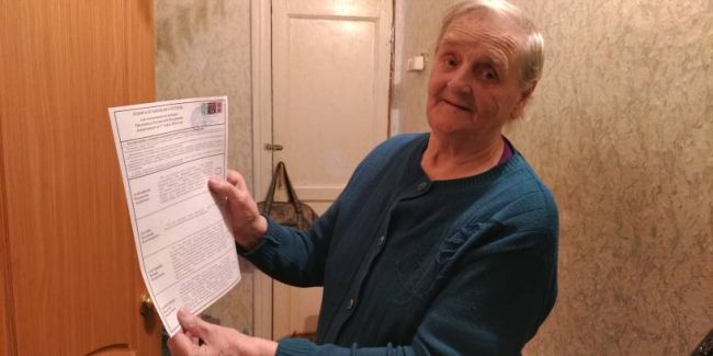 В Алексине на дому проголосовала одна из старейших жительниц
