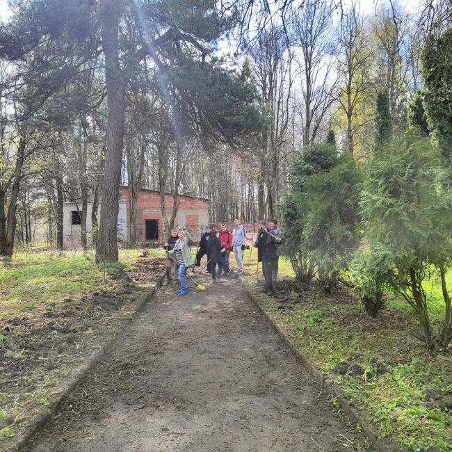 Преобразился еще один уголок парка в микрорайоне Петровский