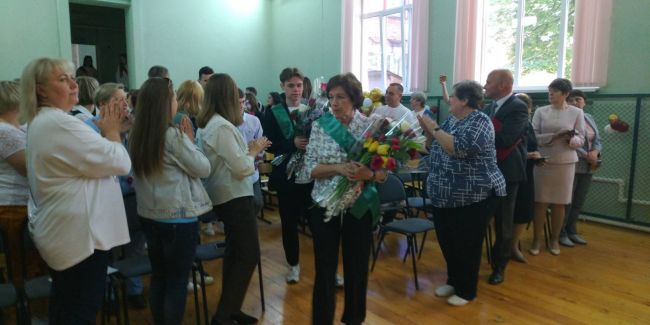 В Алексине проходят торжественные мероприятия, посвященные окончанию учебного года