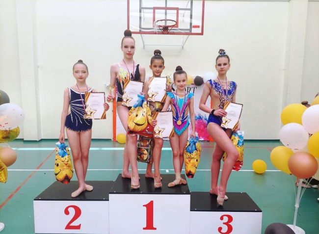 Алексинские гимнастки привезли из Москвы медали