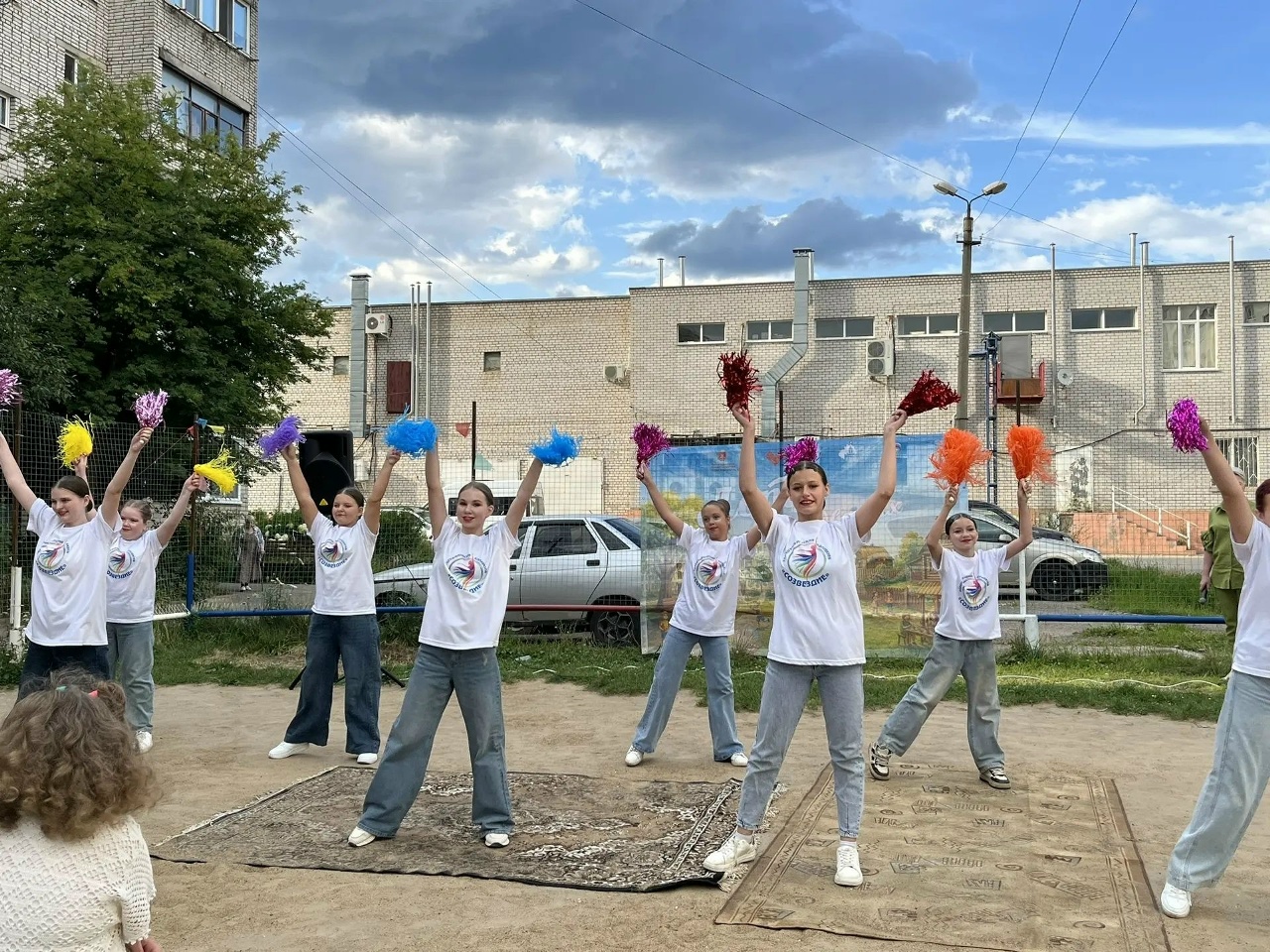 Праздник «Лето во дворах» заглянул на улицу Тульскую Праздник «Лето во дворах» заглянул на улицу Тульскую