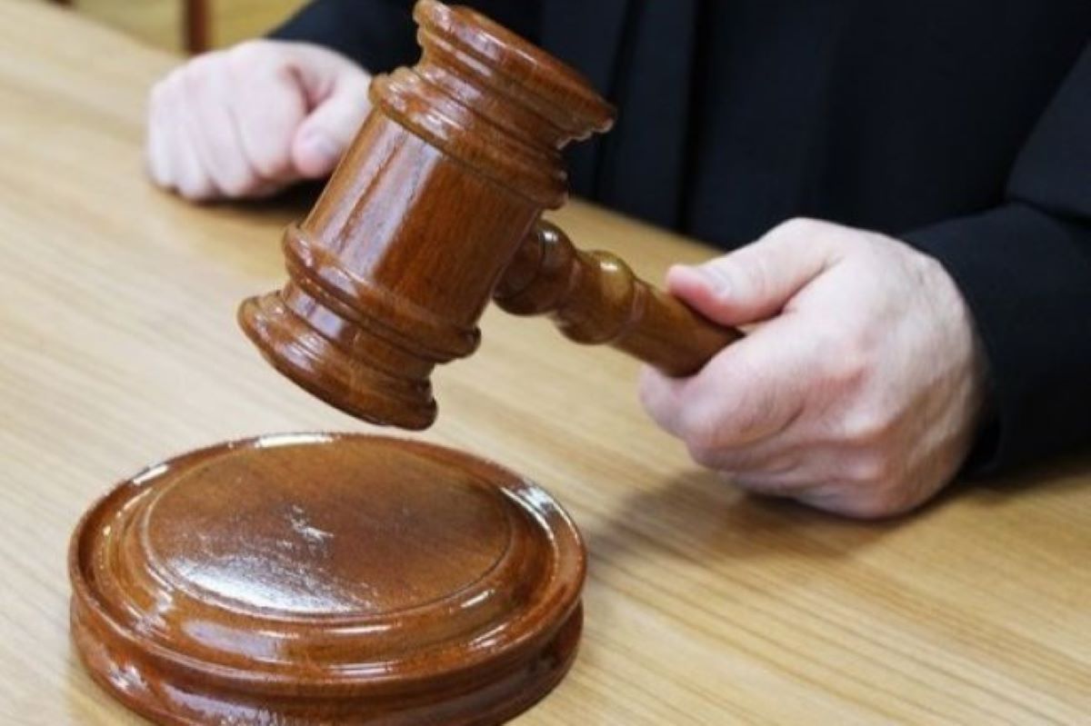 В Алексине арестовали женщину, кравшую телефоны и деньги В Алексине арестовали женщину, кравшую телефоны и деньги