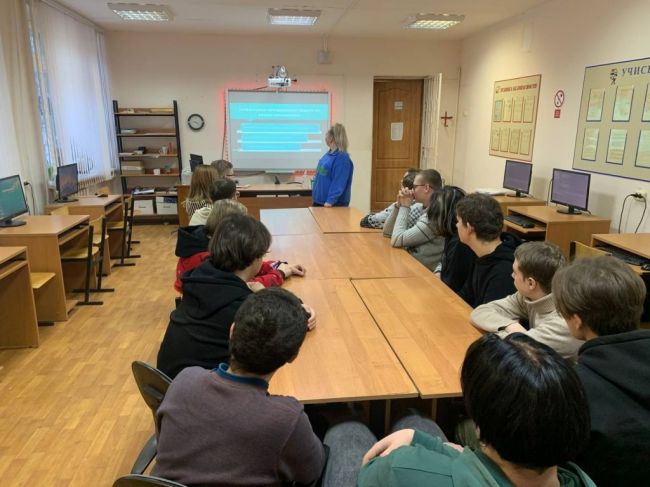 В Алексинском машиностроительном техникуме состоялись мероприятия по информационной безопасности студентов