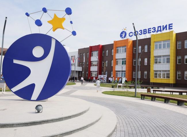 В Новомосковске открылся Центр поддержки одарённых детей «Созвездие»