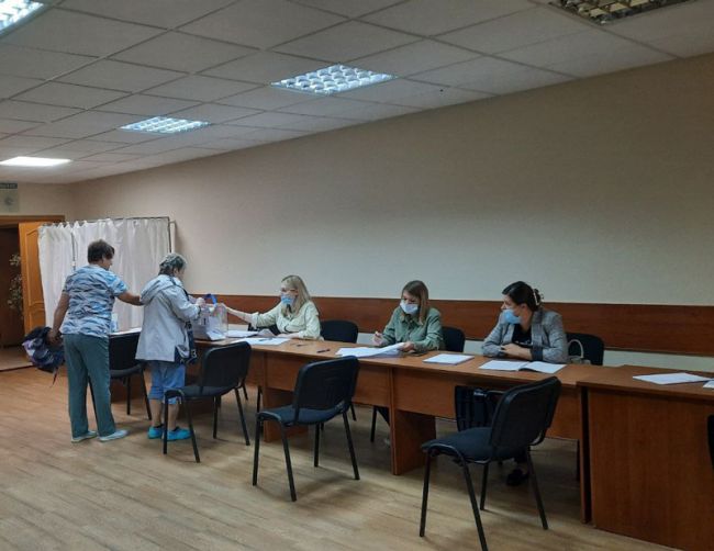 В Алексине была организована работа выездных экстерриториальных избирательных участков
