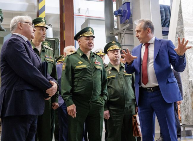 Министр обороны РФ проверил выполнение гособоронзаказа в Тульской области