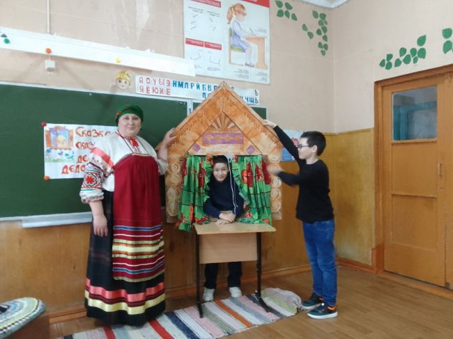 Участники КЛО «Кузьменочка» приняли участие в познавательной программе «Сказка сказывается, дело делается»