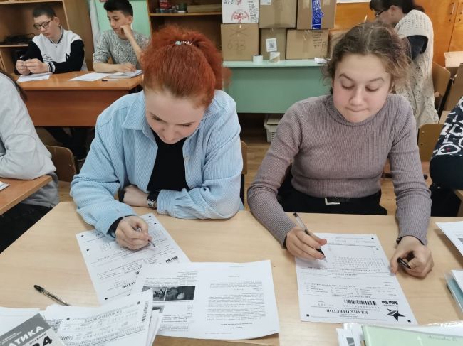 В Ясенковской школе прошла  акция «Диктант Победы»