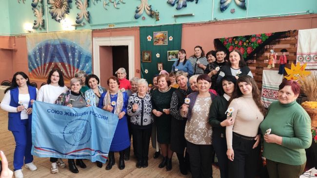 В Арсеньево прошло  открытие года семьи в клубе «Мир женщин»