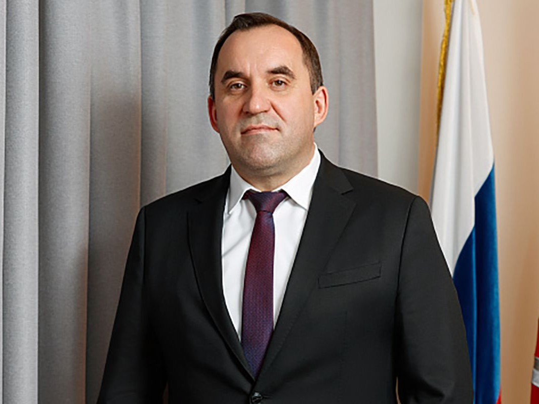 Андрей Дубровский: По решению президента будет урегулирован статус бойцов, воюющих в Курской области