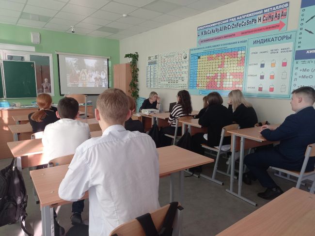 Для учащихся Арсеньевской школы проведено очередное занятие  Разговоры о важном