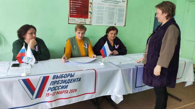 Председатель УИК в Кузьменках рассказала, как проходят выборы в селе