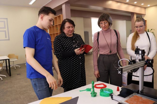 Педагог Арсеньевской школы приняла участие в круглом столе   Обмен опытом: искусство наставничества