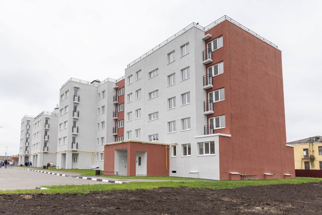 На оперативном совещании под председательством Губернатора Алексея Дюмина обсудили жилищные программы