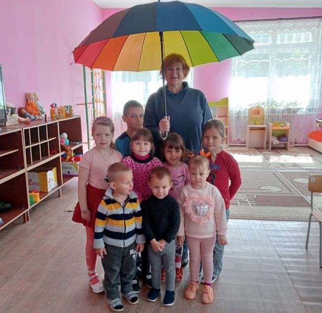 В  п.Центральный прошла детская игровая программа  Под семейным зонтиком