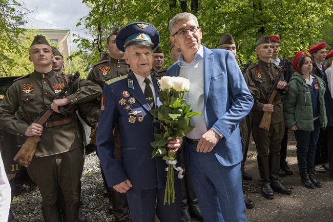 В Тульской области ветераны Великой Отечественной войны получают поздравления и подарки ко Дню Победы
