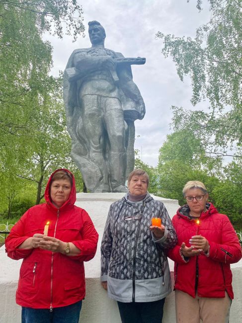Жители д. Ясенки присоединились к Всероссийской патриотической акции «Свеча памяти»