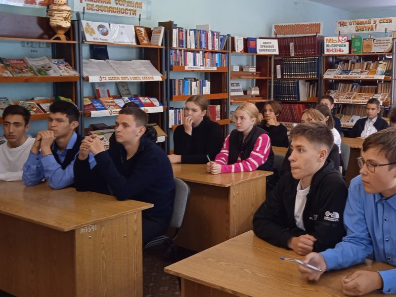 В Арсеньевской библиотеке состоялся литературный портрет писателя «Его творения бессмертны» В Арсеньевской библиотеке состоялся литературный портрет писателя «Его творения бессмертны»