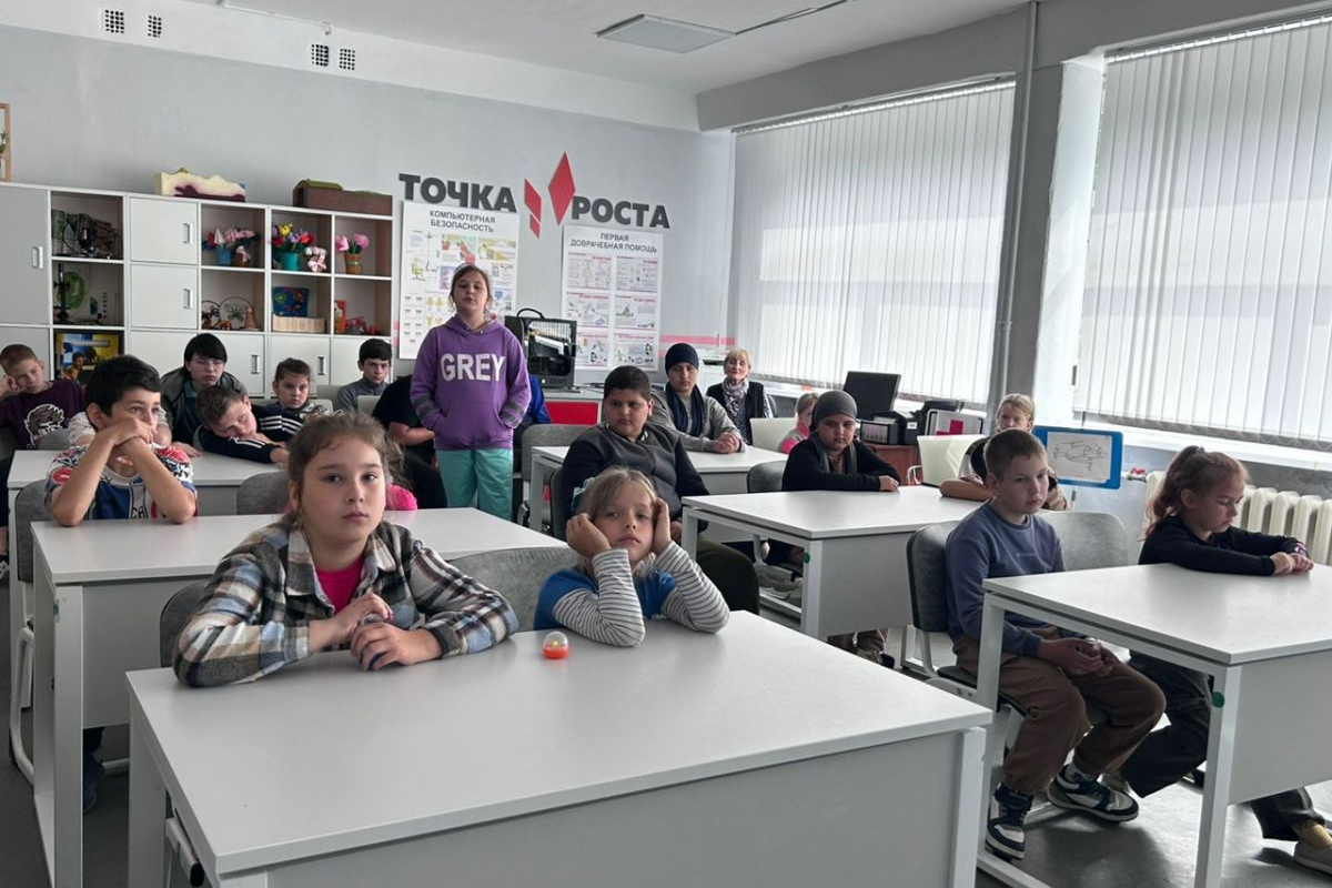 В пришкольном лагере «Березка» говорили  о  ценности дружбы, преданности и памяти