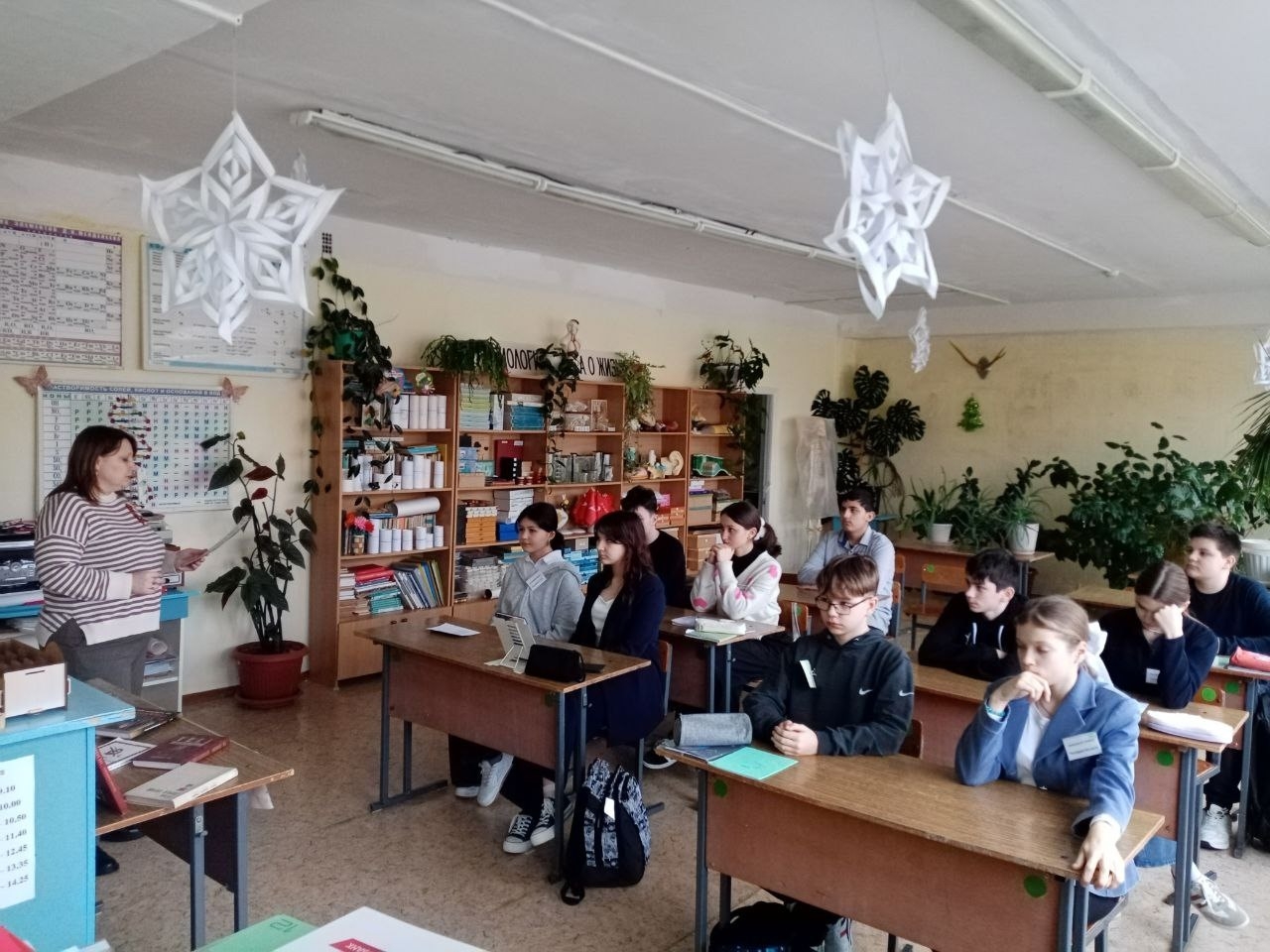 В пристанционной школе прошёл час памяти «Мы будем помнить всегда»