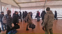 Десятиклассники Арсеньевской школы осваивают основы военной службы