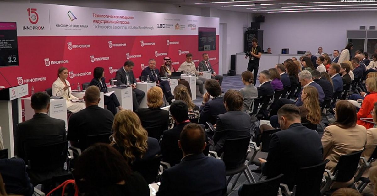 Михаил Пантелеев поделился опытом Тульской области подготовки кадров для промышленности