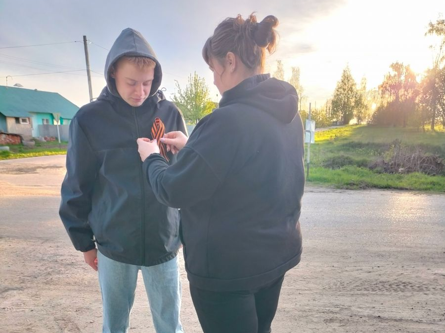 В селе Боброво прошла акция Георгиевская ленточка