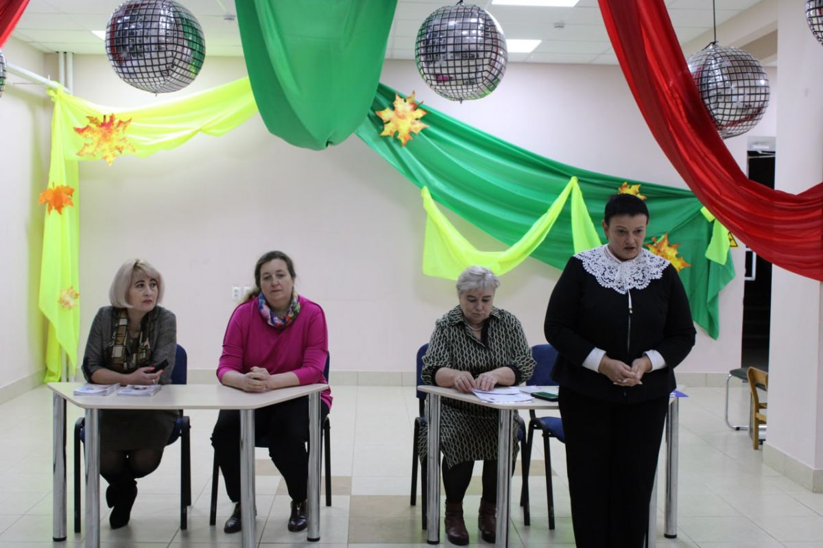 В Славном прошла встреча, посвященная вопросам социальной поддержки материнства и детства В Славном прошла встреча, посвященная вопросам социальной поддержки материнства и детства