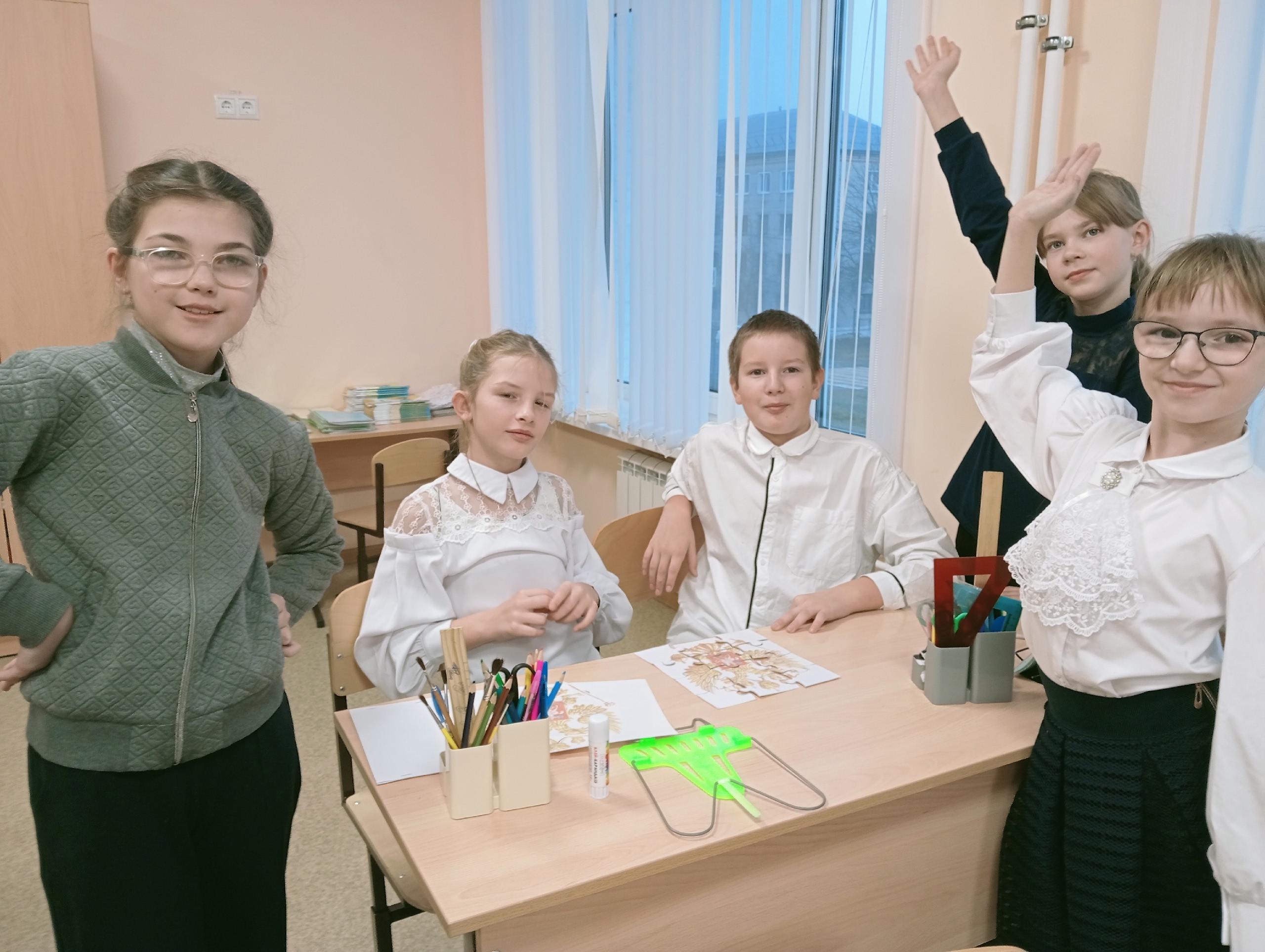 В школе п. Славный прошло интерактивное занятие «Мозаика