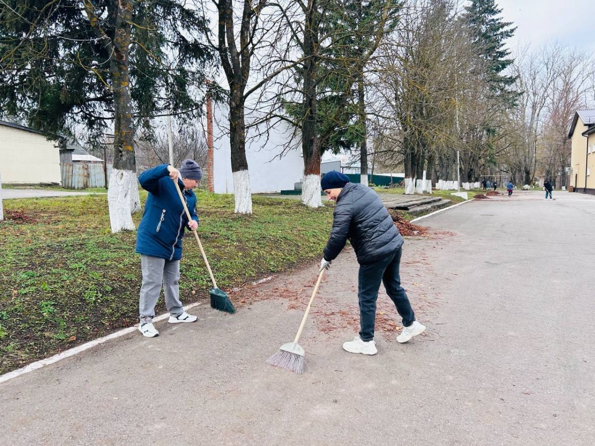 Чистота – залог красоты! Арсеньевский центр культуры преображается Чистота – залог красоты! Арсеньевский центр культуры преображается