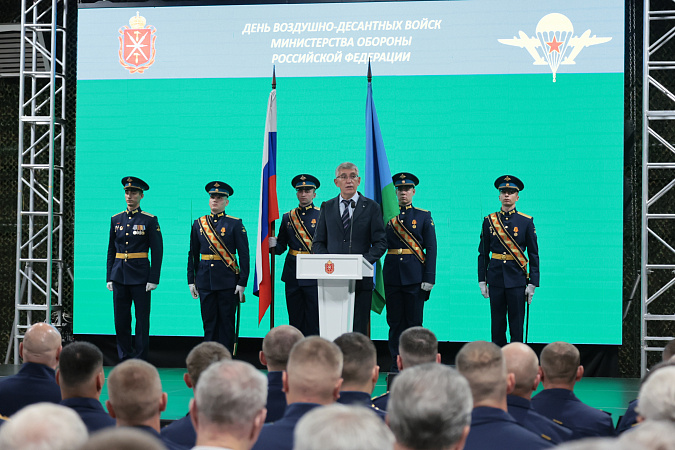 Дмитрий Миляев – тульским десантникам: «Вы – щит и опора нашего государства» Дмитрий Миляев – тульским десантникам: «Вы – щит и опора нашего государства»