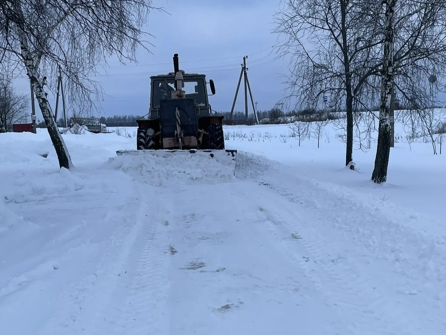 Игорь Макаров: Дорожные и коммунальные службы работают в усиленном режиме Игорь Макаров: Дорожные и коммунальные службы работают в усиленном режиме