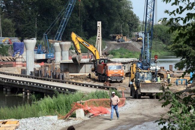 Мост через Упу будут возводить до 270 строителей