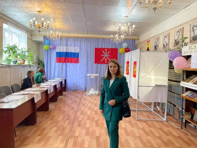 Ход голосования на четырех избирательных участках в Кимовске проверила заместитель председателя штаба Общественного набл