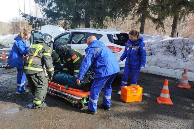 Службы экстренного реагирования Тульской области совершенствуют навыки оказания помощи пострадавшим в ДТП
