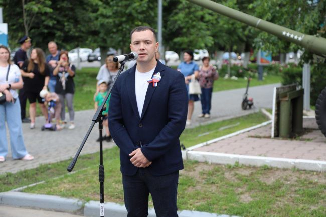 Евгений Смолянинов: «Мы ждем домой наших ребят целыми и невредимыми»