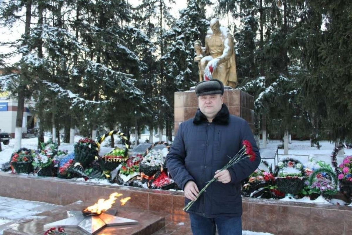 «Сегодня свой долг перед Отечеством в зоне СВО выполняют военнослужащие-контрактники»